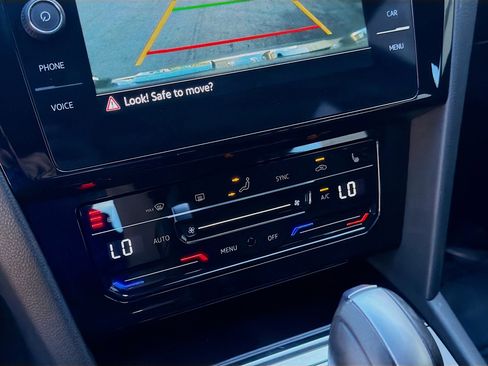 Used 2023 Volkswagen Arteon SEL image 15