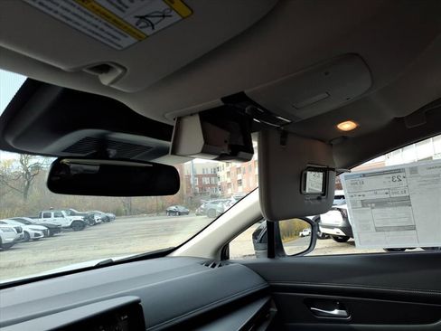 New 2025 Nissan Murano SV image 14