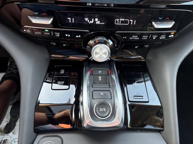 Used 2026 Acura MDX w/ Technology Package AWD/4WD image 18