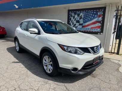Used 2017 Nissan Rogue Sport SV w/ SV Premium Package