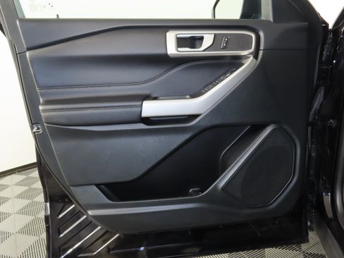Used 2023 Ford Explorer XLT w/ Equipment Group 202A image 50