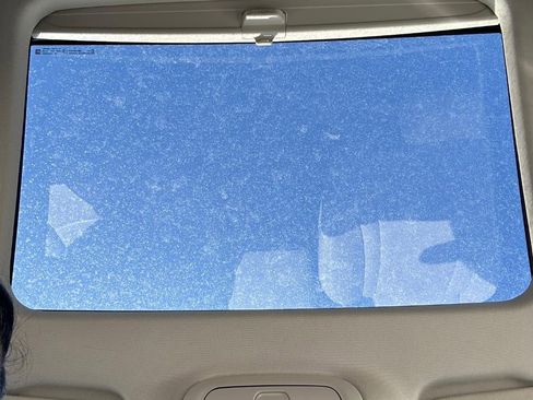 Used 2021 Buick Enclave Premium w/ Sun and Sites Package image 23