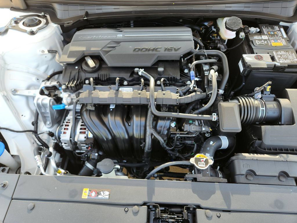 New 2026 Kia K4 FWD image 25