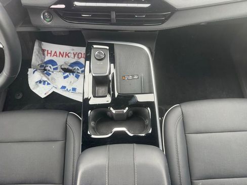 Used 2025 Buick Enclave Preferred image 25