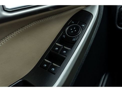 Used 2024 Ford Explorer Limited image 29