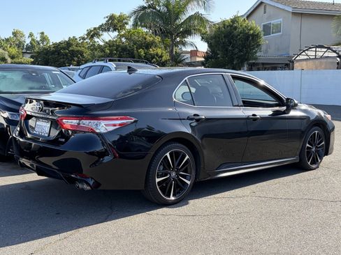 Used 2020 Toyota Camry XSE FWD image 3