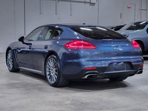Used 2014 Porsche Panamera 4 image 12