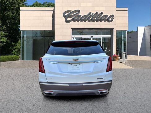 Certified 2022 Cadillac XT5 Premium Luxury image 4