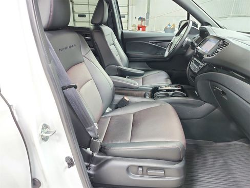Used 2023 Honda Ridgeline Black Edition image 38