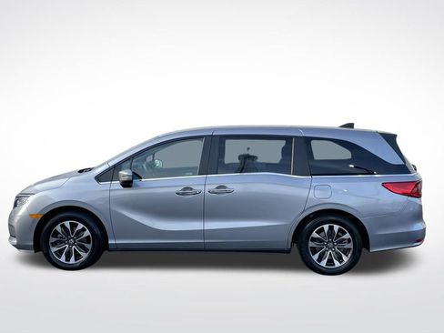 Certified 2024 Honda Odyssey EX-L image 2