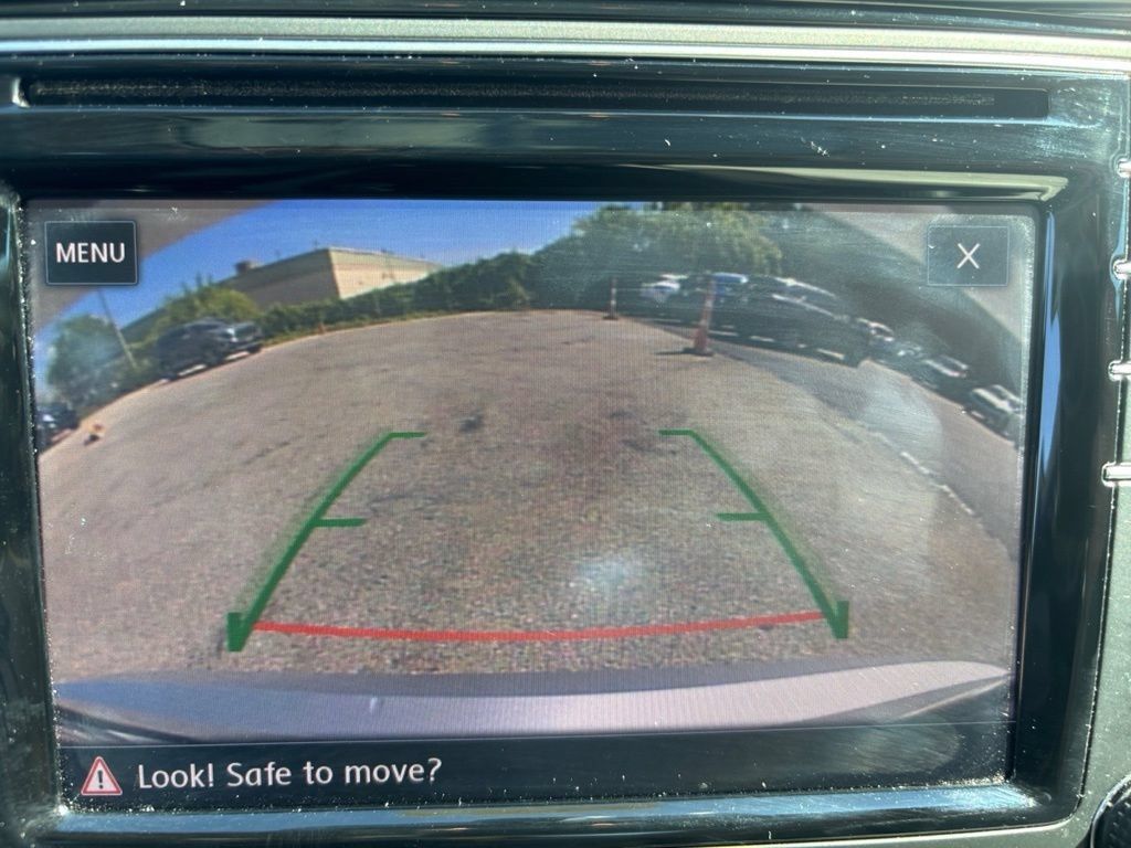 Used 2018 Volkswagen Passat 2.0T SE FWD image 24