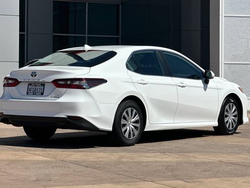 Certified 2023 Toyota Camry LE FWD image 4