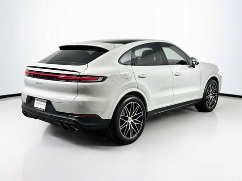Certified 2025 Porsche Cayenne Coupe AWD/4WD image 9