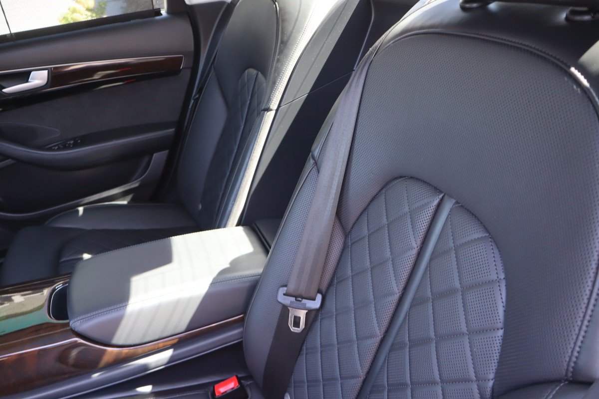 Used 2017 Audi A8 L 4.0T w/ Driver Assistance Package AWD/4WD image 31