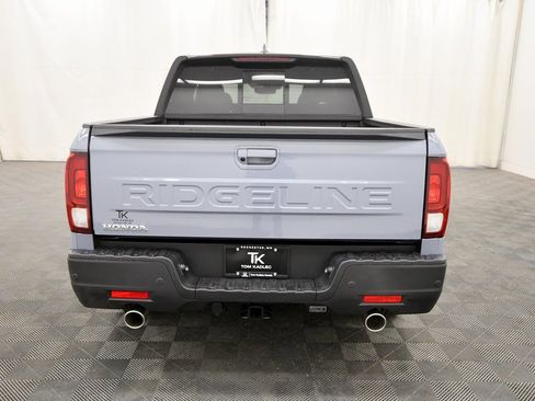 New 2026 Honda Ridgeline Black Edition image 6