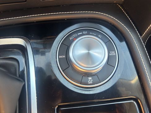 Used 2023 INFINITI QX80 Premium Select w/ Cargo Package image 28