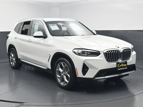 Used 2022 BMW X3 xDrive30i AWD/4WD image 2