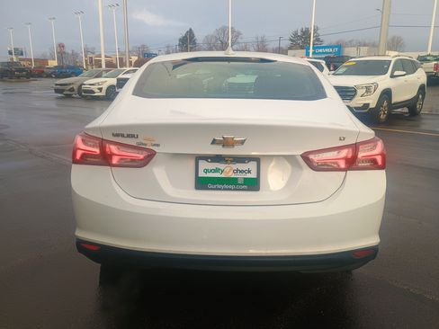 Used 2020 Chevrolet Malibu LT image 11
