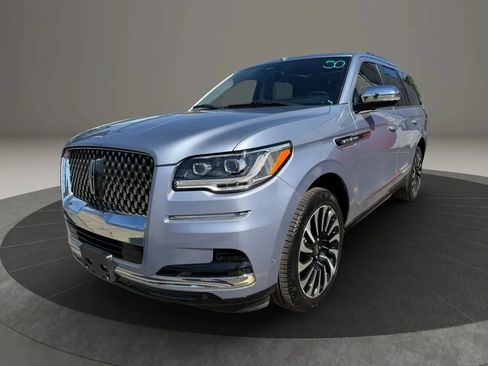 Used 2023 Lincoln Navigator Black Label AWD/4WD image 1