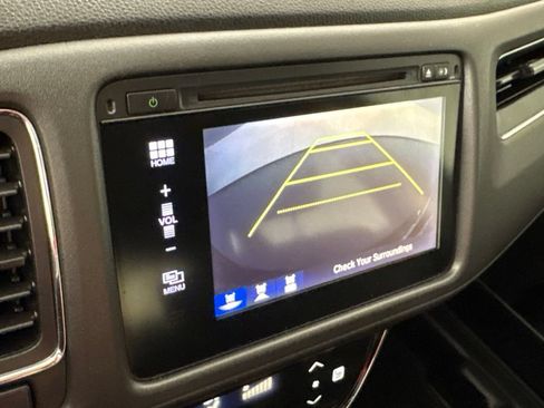 Used 2017 Honda HR-V EX image 39