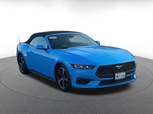 Used 2024 Ford Mustang Premium image 2