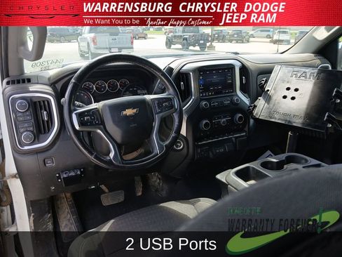 Used 2021 Chevrolet Silverado 1500 LT w/ Z71 Off-Road Package AWD/4WD image 15