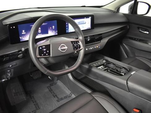 Certified 2025 Nissan Murano SV AWD/4WD image 13