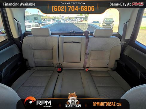 Used 2017 GMC Sierra 3500 2WD Crew Cab w/ Sierra Convenience Package image 18