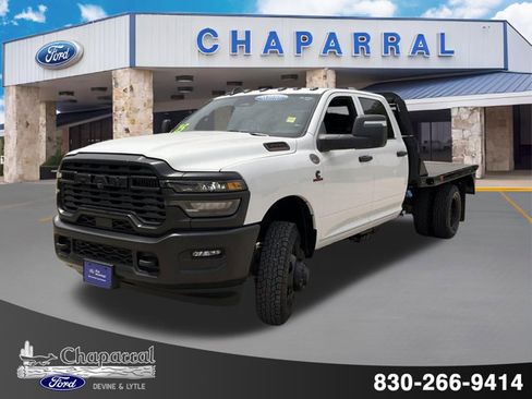 Used 2025 RAM 3500 Tradesman AWD/4WD image 2