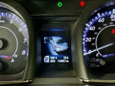 Certified 2016 Toyota Avalon Touring FWD image 12