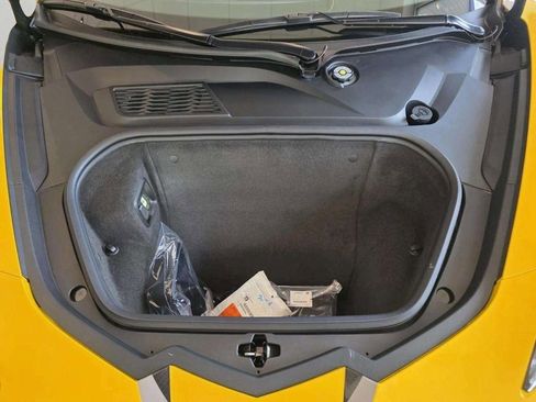 New 2026 Chevrolet Corvette Stingray Premium Cpe w/ Z51 Performance Package image 11