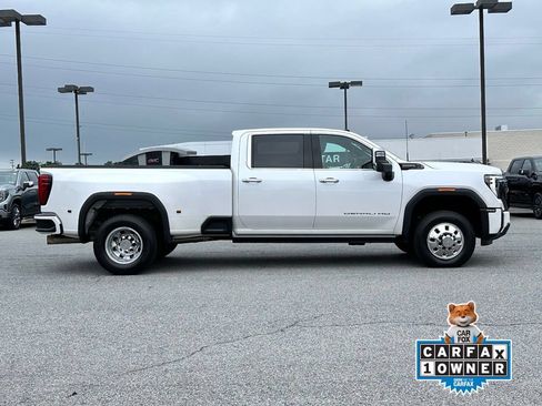 Certified 2024 GMC Sierra 3500 Denali Ultimate AWD/4WD image 3