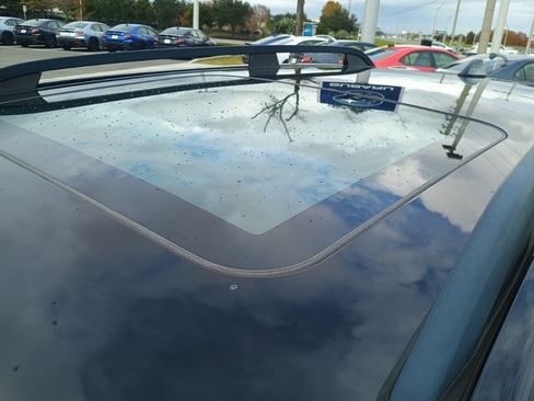 Used 2020 Subaru Forester Premium image 9