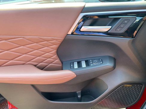 New 2025 Mitsubishi Outlander SEL image 18