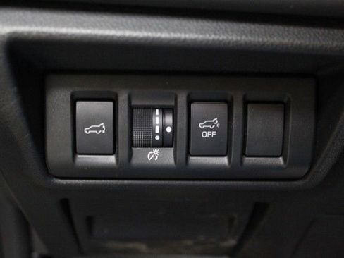 Used 2022 Subaru Outback Limited AWD/4WD image 22