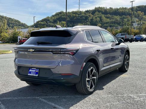New 2026 Chevrolet Equinox EV LT AWD/4WD image 3
