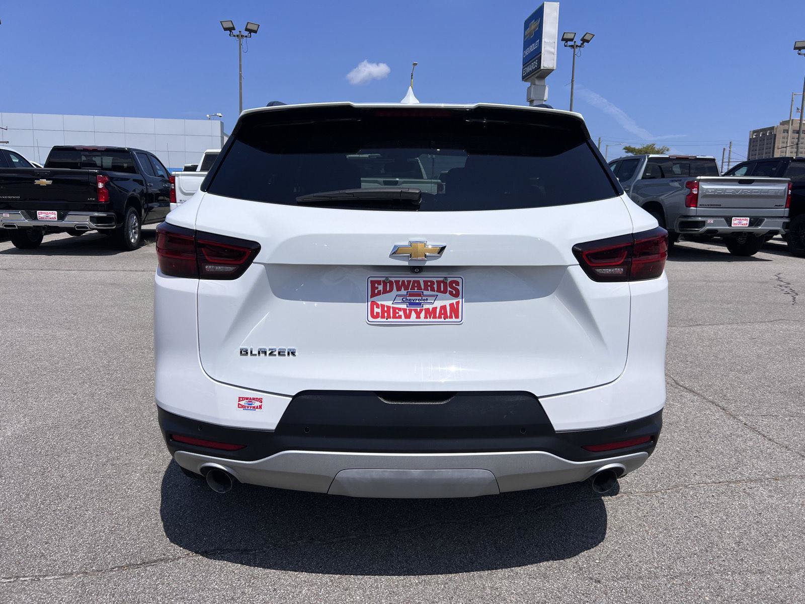 Used 2024 Chevrolet Blazer LT w/ Convenience Package FWD image 31