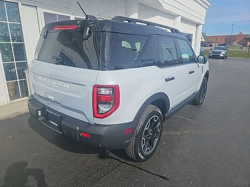 New 2026 Ford Bronco Sport Outer Banks image 4