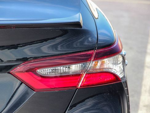 Used 2024 Toyota Camry SE FWD image 7