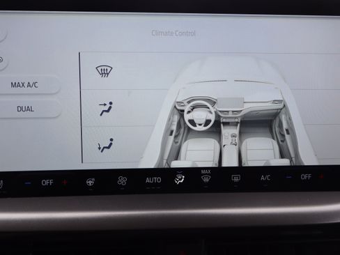 New 2025 Ford Escape SE image 21