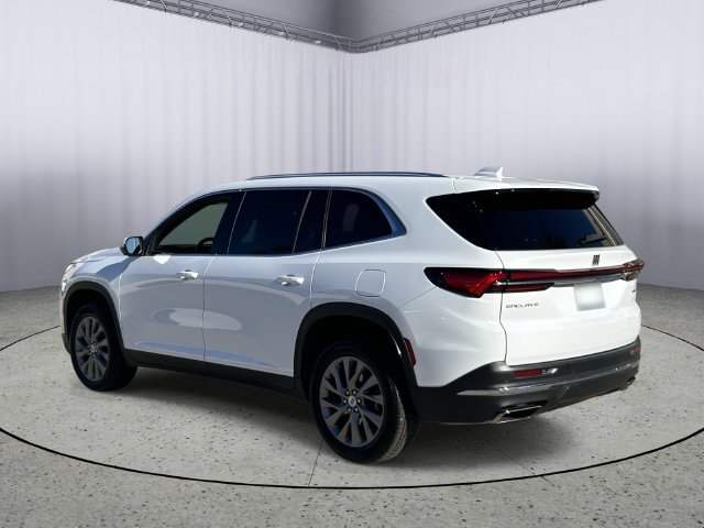 Used 2026 Buick Enclave Preferred FWD image 7