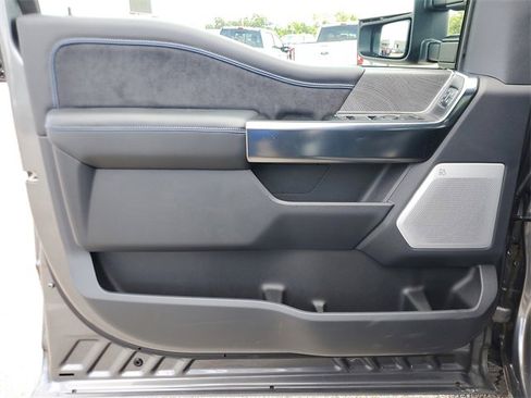 New 2025 Ford F250 Platinum image 19