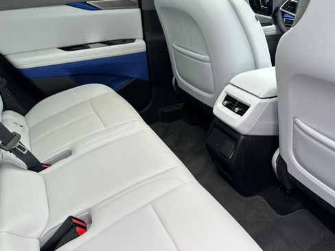 Certified 2025 Cadillac Optiq Luxury 1 image 17