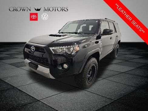 Used 2019 Toyota 4Runner TRD Off-Road Premium AWD/4WD image 3