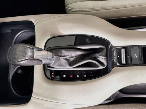 Certified 2024 Honda HR-V LX image 19