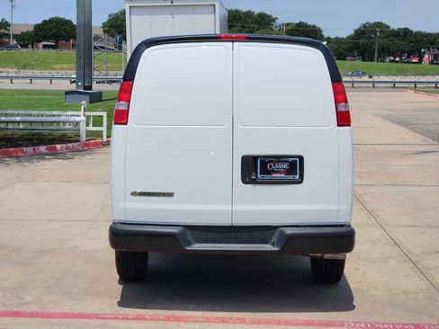 New 2025 Chevrolet Express 2500 w/ Driver Convenience Package image 12