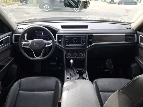 Used 2022 Volkswagen Atlas SE image 13