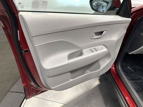 Certified 2024 Hyundai Kona SEL AWD/4WD image 13