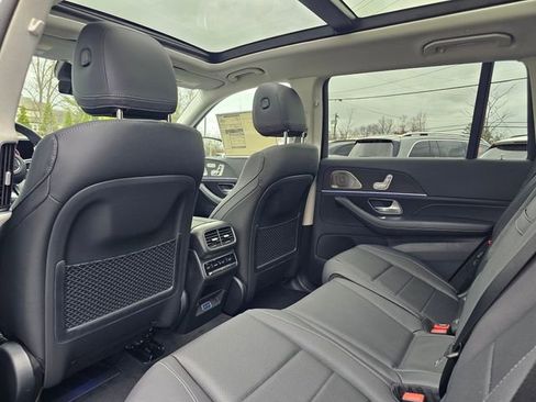 New 2026 Mercedes-Benz GLS 450 4MATIC image 26