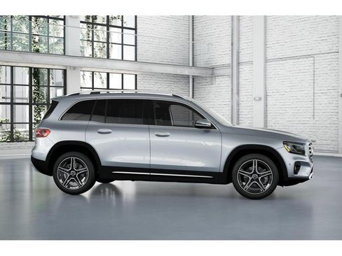 New 2026 Mercedes-Benz GLB 250 4MATIC image 15